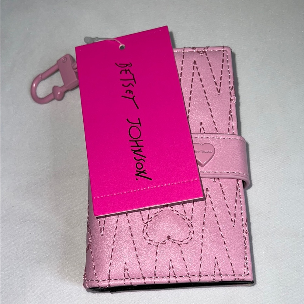 Betsey Johnson Pink Heart Wallet - Picture 10 of 10